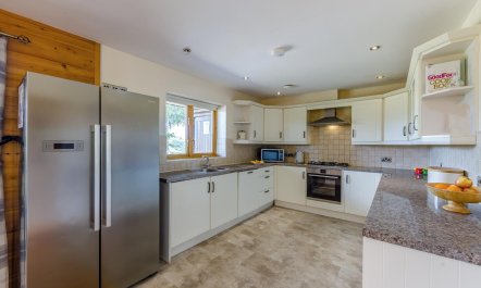 5 Bed in Brecon 6