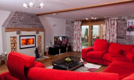 4 Bed in Brecon 3