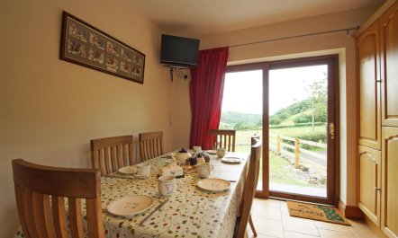 3 Bed in Aberdyfi 7