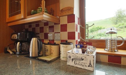 3 Bed in Aberdyfi 8