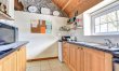 3 Bed in Ffarmers 5