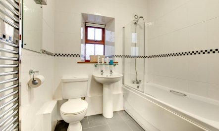 2 Bed in Aberystwyth 8