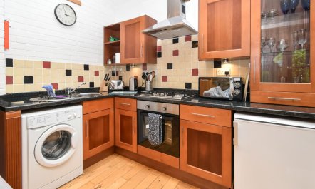 2 Bed in Haverfordwest 2