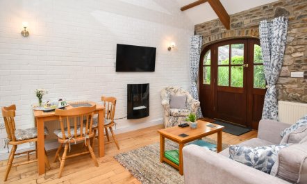2 Bed in Haverfordwest 3