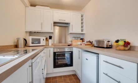 3 Bed in Whitby 2