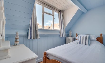 3 Bed in Whitby 7
