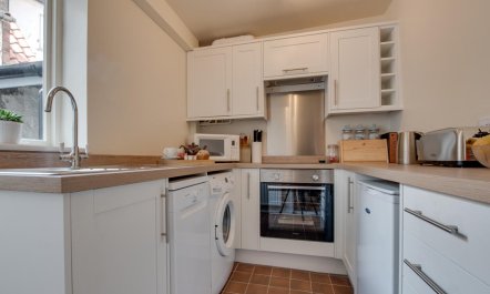 3 Bed in Whitby 9