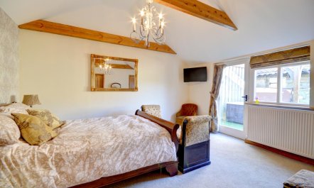 1 Bed in Staithes 5