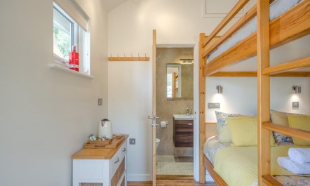 1 Bed in Banham 4