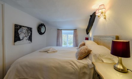 4 Bed in Croyde 9