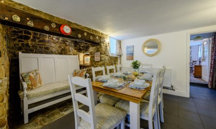 4 Bed in Croyde 3