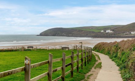 4 Bed in Croyde 8