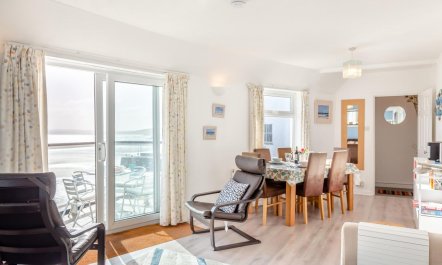 2 Bed in St Ives 3