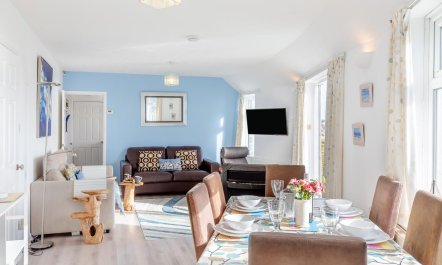2 Bed in St Ives 1