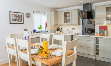 3 Bed in Aberystwyth 5