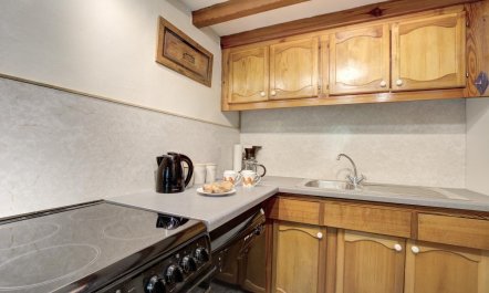 2 Bed in Thwaite 9