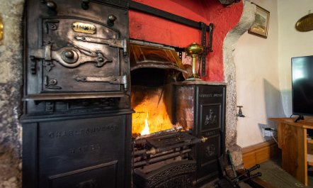 3 Bed in Thwaite 8
