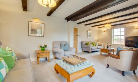 7 Bed in Pentney 4