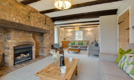 7 Bed in Pentney 2