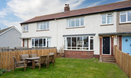 3 Bed in Beadnell 2