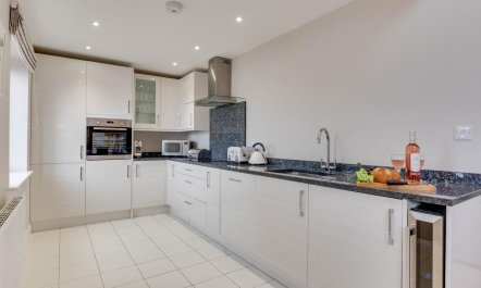 3 Bed in Seahouses 6