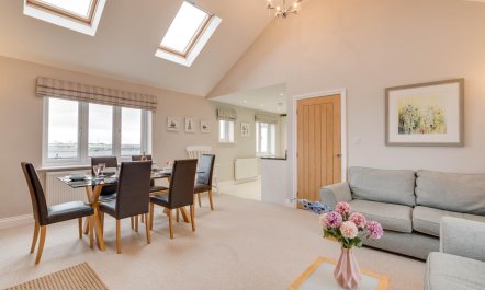 3 Bed in Seahouses 2