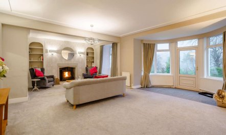 5 Bed in Staveley 5