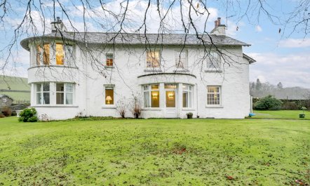 5 Bed in Staveley 1