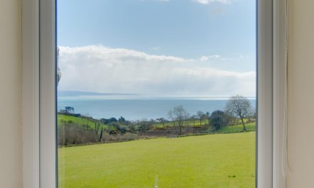 3 Bed in Criccieth 5