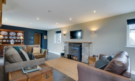 3 Bed in Criccieth 6