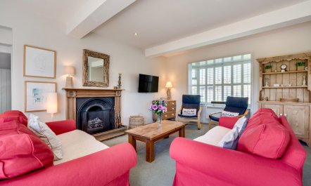 4 Bed in Beadnell 1