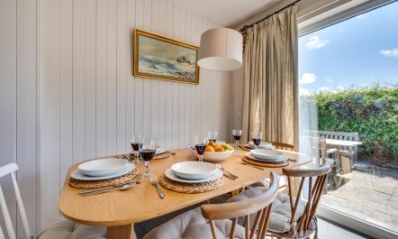 4 Bed in Beadnell 3