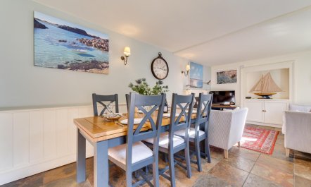 3 Bed in Fowey 1