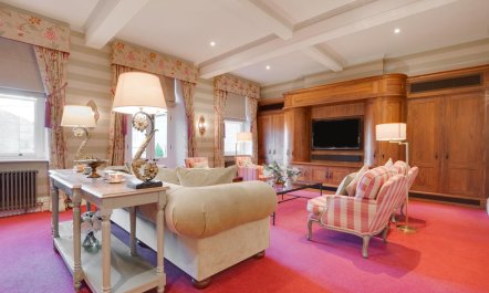 9 Bed in Matlock 7