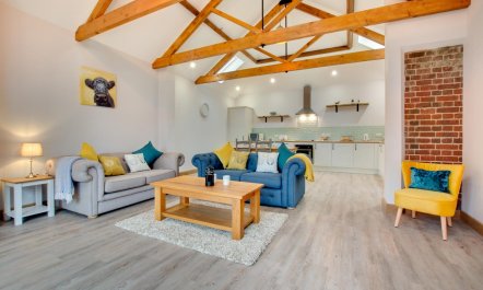 2 Bed in Surlingham