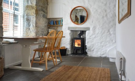 2 Bed in St. Ives 3
