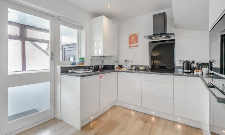 2 Bed in Padstow 7