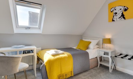 4 Bed in Amble 8