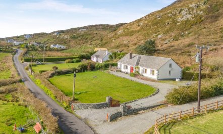 4 Bed in Clifden 2