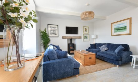 5 Bed in Pwllheli 1