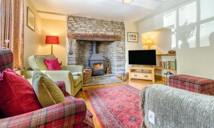 4 Bed in Newchurch 6