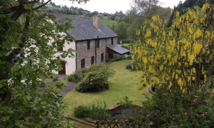 4 Bed in Newchurch 4