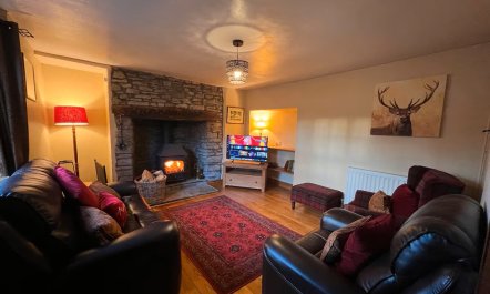 4 Bed in Newchurch 3