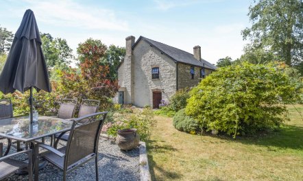4 Bed in Newchurch