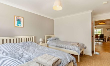 3 Bed in Holme Next The Sea 6