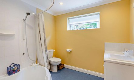 3 Bed in Holme Next The Sea 8