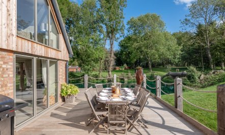 5 Bed in Cowlinge 5