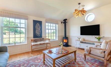 4 Bed in Partridge Green 4