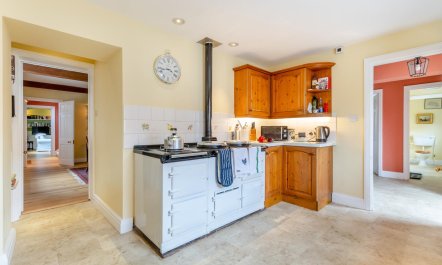 4 Bed in Sco Ruston 9