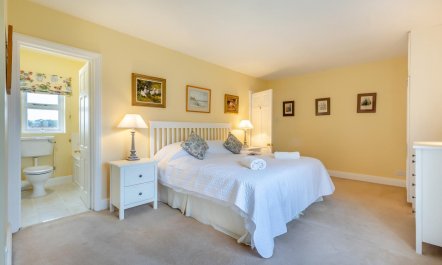 4 Bed in Sco Ruston 3